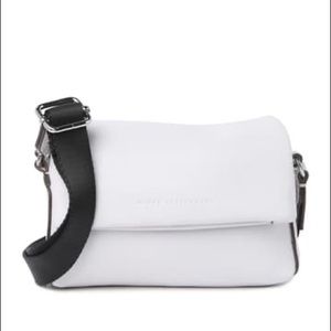 Aimee Kestenberg
Broadway Mini Crossbody🍓